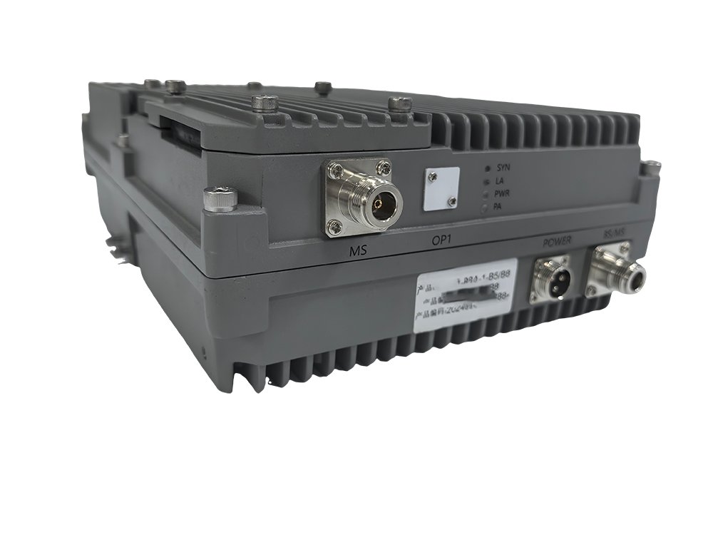  长征镇三频手机信号接收器2000㎡